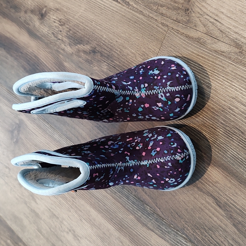 Purple baby Bog boots infant size 4